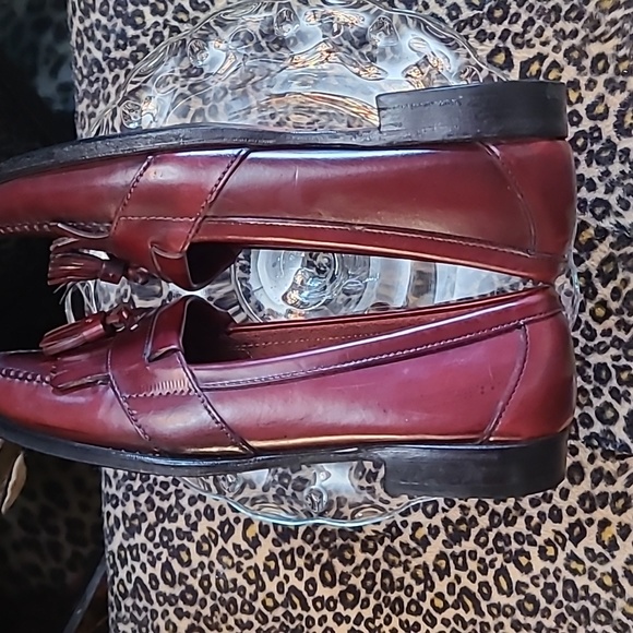 Cole Haan men's size 9 loafers - Picture 9 of 10